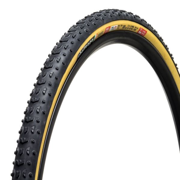 NEUMáTICO HECHO A MANO TUBELESS ready GRIFO PRO