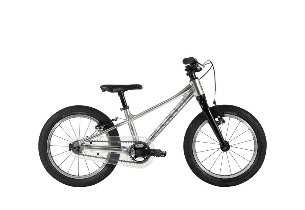 [737540001] COAST TRAIL 16 SILVER BLACK